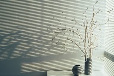 Cortinas e Persianas – Dicas para decorar seu ambiente